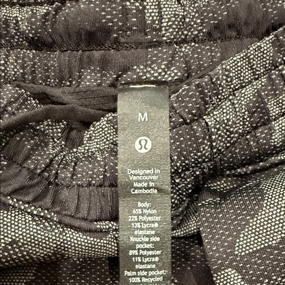 lululemon athletica Men's Dark Camo Athletic Shorts - Picture 2 of 3